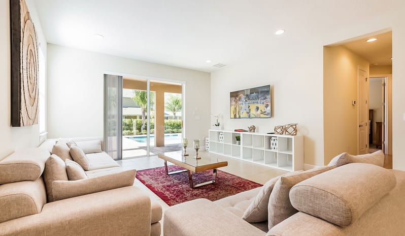 Encore Resort - Eight Bedroom  Living room